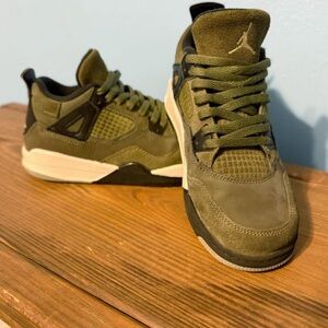 Air Jordan 4 Retro SE Craft GS 'Olive'